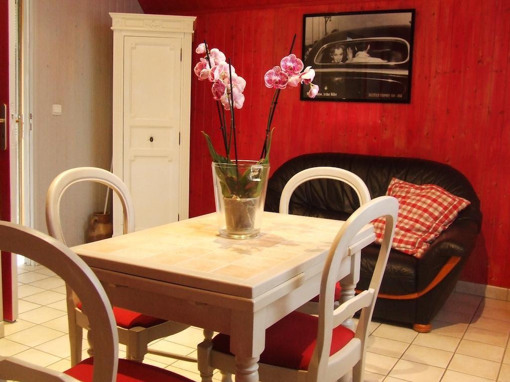 Gite Les Orchidees Онфлер Номер фото